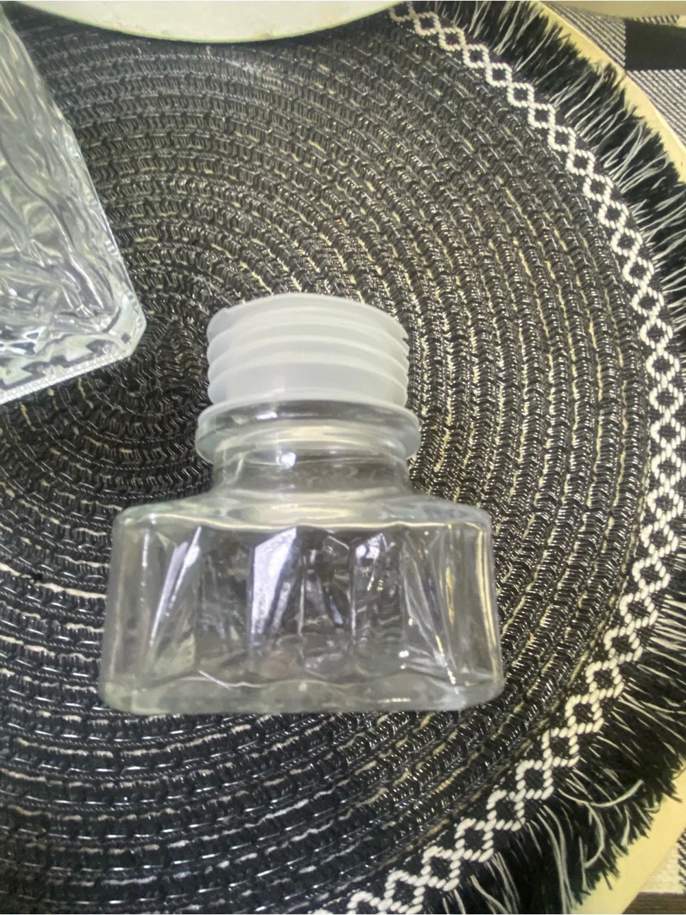 Vintage Bormioli Rocco Square Decanter With Square Topper 32oz & 9‎ 1/2